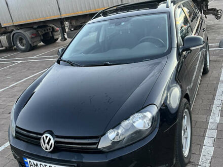 Фольксваген Гольф 2011 в Житомире на Automoto.ua Черный Фольксваген Гольф, объемом двигателя 1.6 л и пробегом 283 тыс. км за 7700 $, фото 1 на Automoto.ua