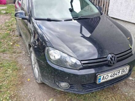 Черный Фольксваген Гольф, объемом двигателя 1.6 л и пробегом 300 тыс. км за 6700 $, фото 1 на Automoto.ua