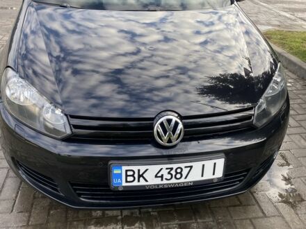 Чорний Фольксваген Гольф, об'ємом двигуна 1.6 л та пробігом 259 тис. км за 8400 $, фото 1 на Automoto.ua