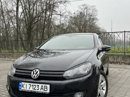 Черный Фольксваген Гольф, объемом двигателя 1.6 л и пробегом 317 тыс. км за 7500 $, фото 1 на Automoto.ua