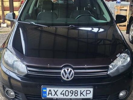 Черный Фольксваген Гольф, объемом двигателя 1.6 л и пробегом 225 тыс. км за 8199 $, фото 1 на Automoto.ua