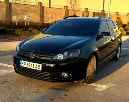 Черный Фольксваген Гольф, объемом двигателя 1.6 л и пробегом 32000 тыс. км за 10200 $, фото 1 на Automoto.ua