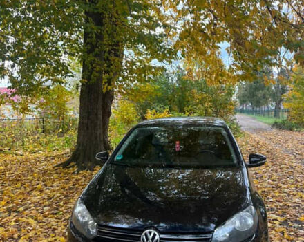 Черный Фольксваген Гольф, объемом двигателя 1.6 л и пробегом 288 тыс. км за 9200 $, фото 1 на Automoto.ua