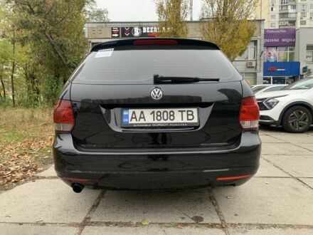 Черный Фольксваген Гольф, объемом двигателя 1.6 л и пробегом 303 тыс. км за 8000 $, фото 1 на Automoto.ua