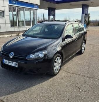 Черный Фольксваген Гольф, объемом двигателя 1.6 л и пробегом 232 тыс. км за 8400 $, фото 1 на Automoto.ua