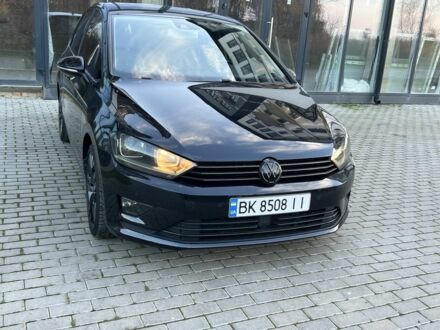 Черный Фольксваген Гольф, объемом двигателя 2 л и пробегом 143 тыс. км за 13900 $, фото 1 на Automoto.ua