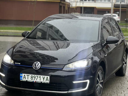 Черный Фольксваген Гольф, объемом двигателя 0 л и пробегом 148 тыс. км за 8500 $, фото 1 на Automoto.ua