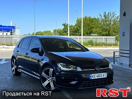 Фольксваген Гольф 2015 в Николаеве на Automoto.ua Черный Фольксваген Гольф, объемом двигателя 2 л и пробегом 168 тыс. км за 18800 $, фото 1 на Automoto.ua