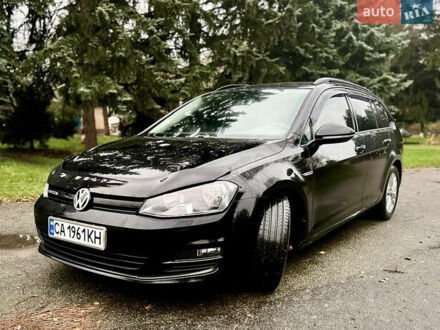 Черный Фольксваген Гольф, объемом двигателя 1.6 л и пробегом 285 тыс. км за 10350 $, фото 1 на Automoto.ua