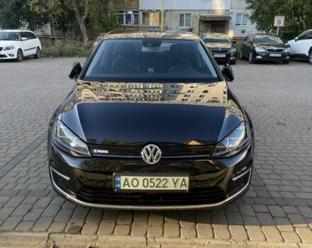 Черный Фольксваген Гольф, объемом двигателя 0 л и пробегом 147 тыс. км за 9354 $, фото 1 на Automoto.ua