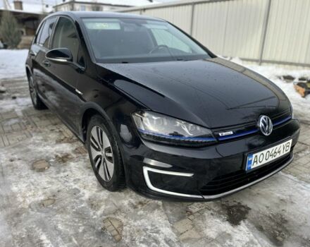 Черный Фольксваген Гольф, объемом двигателя 0 л и пробегом 126 тыс. км за 7900 $, фото 1 на Automoto.ua