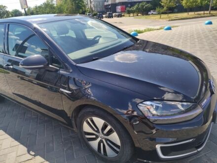 Черный Фольксваген Гольф, объемом двигателя 0 л и пробегом 177 тыс. км за 9200 $, фото 1 на Automoto.ua