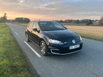 Черный Фольксваген Гольф, объемом двигателя 0 л и пробегом 94 тыс. км за 7100 $, фото 1 на Automoto.ua