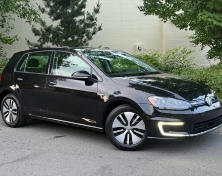 Черный Фольксваген Гольф, объемом двигателя 0 л и пробегом 72 тыс. км за 3900 $, фото 1 на Automoto.ua