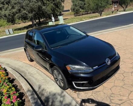 Черный Фольксваген Гольф, объемом двигателя 0 л и пробегом 77 тыс. км за 6000 $, фото 1 на Automoto.ua