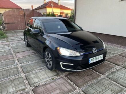 Черный Фольксваген Гольф, объемом двигателя 0 л и пробегом 95 тыс. км за 8200 $, фото 1 на Automoto.ua