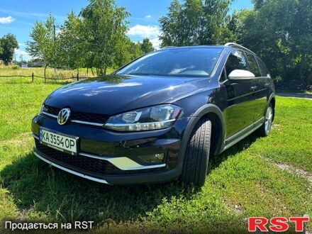 Фольксваген Гольф 2017 в Конотопе на Automoto.ua Черный Фольксваген Гольф, объемом двигателя 1.8 л и пробегом 74 тыс. км за 15300 $, фото 1 на Automoto.ua
