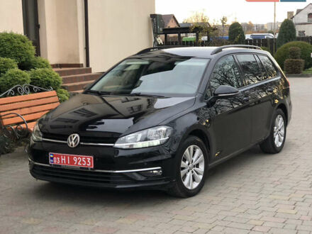 Черный Фольксваген Гольф, объемом двигателя 1.6 л и пробегом 224 тыс. км за 13650 $, фото 1 на Automoto.ua