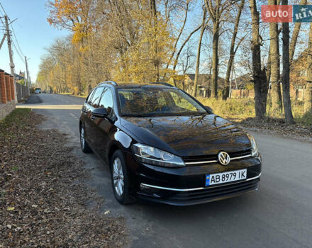 Фольксваген Гольф 2018 в Виннице на Automoto.ua Черный Фольксваген Гольф, объемом двигателя 1.6 л и пробегом 211 тыс. км за 12700 $, фото 1 на Automoto.ua