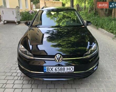 Черный Фольксваген Гольф, объемом двигателя 1.8 л и пробегом 102 тыс. км за 11999 $, фото 1 на Automoto.ua