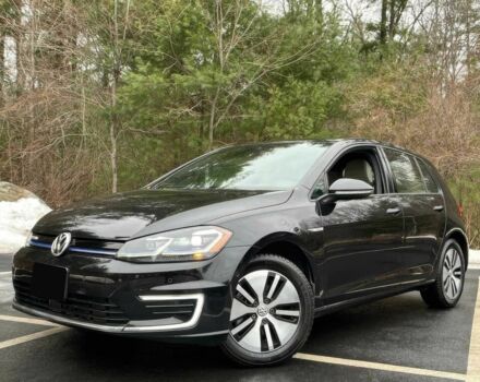 Черный Фольксваген Гольф, объемом двигателя 0 л и пробегом 48 тыс. км за 3200 $, фото 1 на Automoto.ua