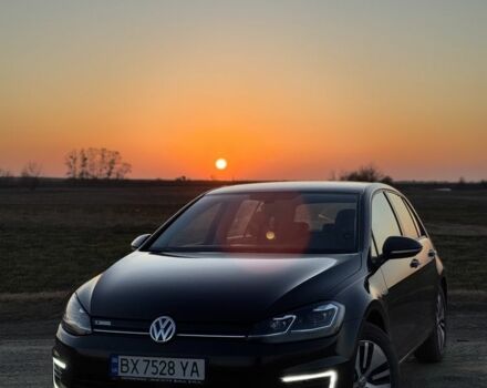 Черный Фольксваген Гольф, объемом двигателя 0 л и пробегом 112 тыс. км за 12900 $, фото 1 на Automoto.ua