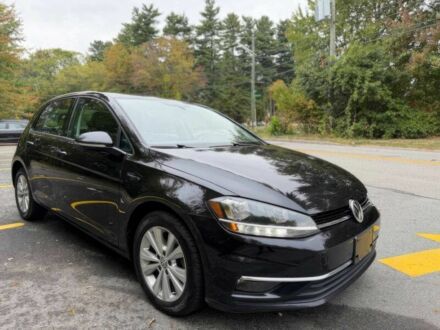 Черный Фольксваген Гольф, объемом двигателя 1.8 л и пробегом 31 тыс. км за 4100 $, фото 1 на Automoto.ua