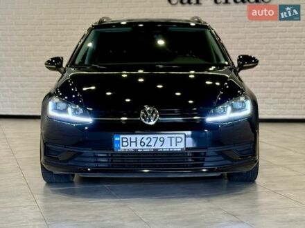 Черный Фольксваген Гольф, объемом двигателя 1.6 л и пробегом 192 тыс. км за 13999 $, фото 1 на Automoto.ua