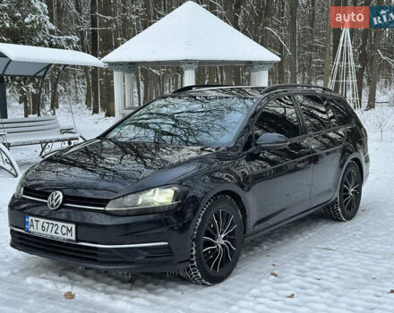 Черный Фольксваген Гольф, объемом двигателя 1.97 л и пробегом 295 тыс. км за 13500 $, фото 1 на Automoto.ua