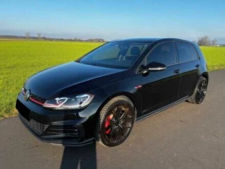 Фольксваген Гольф 2019 в Тернополе на Automoto.ua Черный Фольксваген Гольф, объемом двигателя 2 л и пробегом 69 тыс. км за 9800 $, фото 1 на Automoto.ua