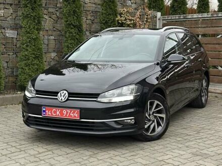 Черный Фольксваген Гольф, объемом двигателя 2 л и пробегом 230 тыс. км за 14999 $, фото 1 на Automoto.ua