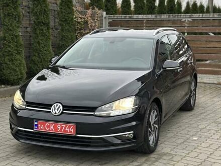 Черный Фольксваген Гольф, объемом двигателя 1.97 л и пробегом 230 тыс. км за 14999 $, фото 1 на Automoto.ua