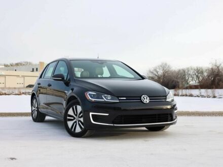 Черный Фольксваген Гольф, объемом двигателя 0 л и пробегом 43 тыс. км за 5000 $, фото 1 на Automoto.ua