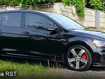 Фольксваген Гольф 2020 в Кривом Роге на Automoto.ua Черный Фольксваген Гольф, объемом двигателя 2 л и пробегом 29 тыс. км за 28000 $, фото 1 на Automoto.ua