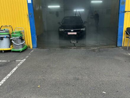 Черный Фольксваген Гольф, объемом двигателя 2 л и пробегом 93 тыс. км за 21000 $, фото 1 на Automoto.ua