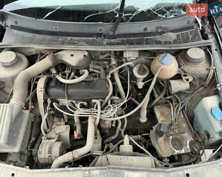 Фіолетовий Фольксваген Гольф, об'ємом двигуна 1.78 л та пробігом 70 тис. км за 1000 $, фото 2 на Automoto.ua