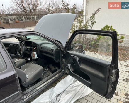 Фіолетовий Фольксваген Гольф, об'ємом двигуна 1.78 л та пробігом 70 тис. км за 1000 $, фото 5 на Automoto.ua