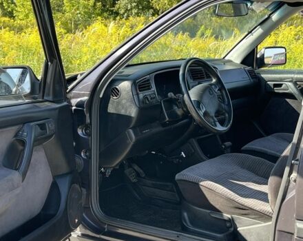 Фиолетовый Фольксваген Гольф, объемом двигателя 1.8 л и пробегом 273 тыс. км за 2200 $, фото 2 на Automoto.ua