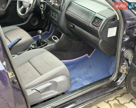 Фіолетовий Фольксваген Гольф, об'ємом двигуна 1.39 л та пробігом 333 тис. км за 2300 $, фото 32 на Automoto.ua