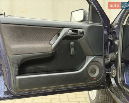 Фіолетовий Фольксваген Гольф, об'ємом двигуна 1.39 л та пробігом 333 тис. км за 2300 $, фото 15 на Automoto.ua