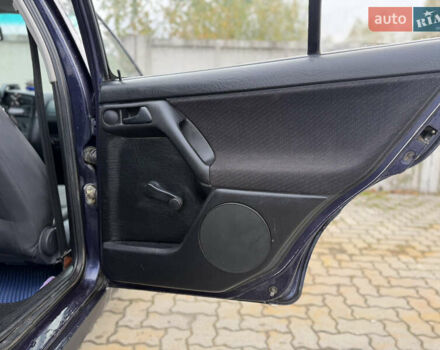 Фіолетовий Фольксваген Гольф, об'ємом двигуна 1.39 л та пробігом 333 тис. км за 2300 $, фото 28 на Automoto.ua