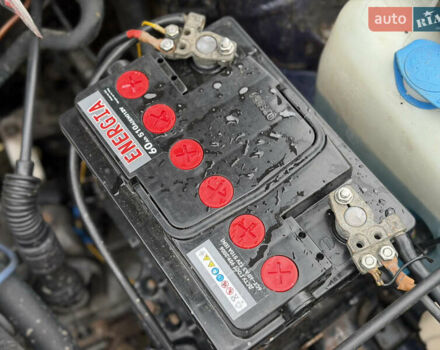 Фіолетовий Фольксваген Гольф, об'ємом двигуна 1.39 л та пробігом 333 тис. км за 2300 $, фото 33 на Automoto.ua