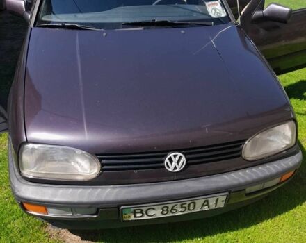 Фиолетовый Фольксваген Гольф, объемом двигателя 1.8 л и пробегом 500 тыс. км за 1810 $, фото 4 на Automoto.ua