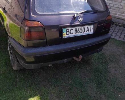 Фиолетовый Фольксваген Гольф, объемом двигателя 1.8 л и пробегом 500 тыс. км за 1810 $, фото 2 на Automoto.ua