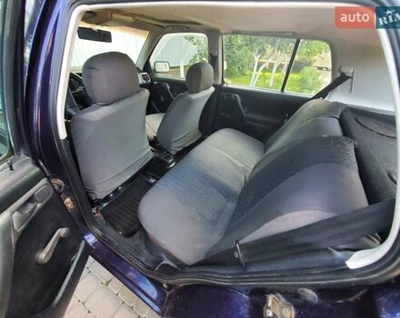 Фиолетовый Фольксваген Гольф, объемом двигателя 1.4 л и пробегом 300 тыс. км за 1500 $, фото 2 на Automoto.ua
