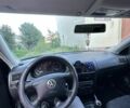 Фиолетовый Фольксваген Гольф, объемом двигателя 1.4 л и пробегом 210 тыс. км за 3700 $, фото 11 на Automoto.ua