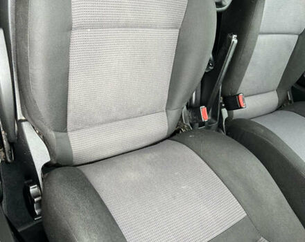 Фиолетовый Фольксваген Гольф, объемом двигателя 1.4 л и пробегом 253 тыс. км за 3599 $, фото 35 на Automoto.ua