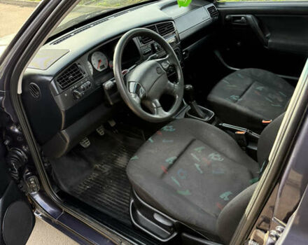 Фіолетовий Фольксваген Гольф, об'ємом двигуна 1.78 л та пробігом 400 тис. км за 1399 $, фото 26 на Automoto.ua