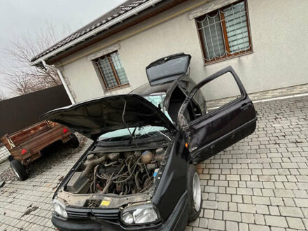 Фольксваген Гольф 1992 в Черкассах на Automoto.ua Фиолетовый Фольксваген Гольф, объемом двигателя 1.78 л и пробегом 70 тыс. км за 1000 $, фото 1 на Automoto.ua
