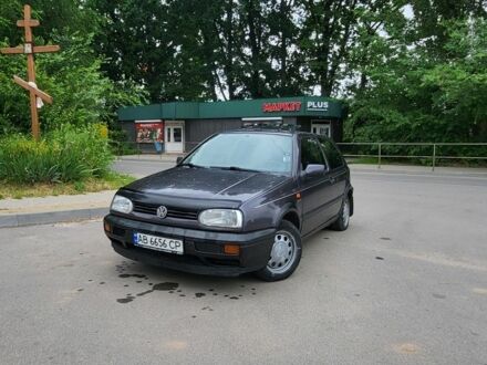 Фольксваген Гольф 1995 в Виннице на Automoto.ua Фиолетовый Фольксваген Гольф, объемом двигателя 1.8 л и пробегом 102 тыс. км за 1600 $, фото 1 на Automoto.ua